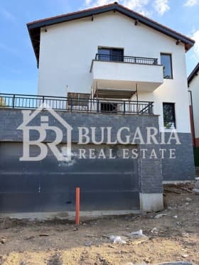 Продава КЪЩА град София, с. Бистрица 987 740 € 1 931 851.52 лв.