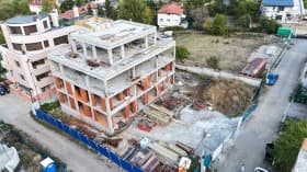 Продава 3-СТАЕН град София, с. Лозен 237 735 € 464 969.25 лв.