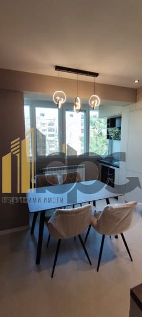 Продава 4-СТАЕН град София, Дианабад 358 000 € 700 187.14 лв.