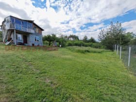Продава КЪЩА град София, гр. Банкя 67 000 € 131 040.61 лв.