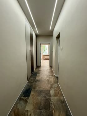 Продава 3-СТАЕН град София, Изток 365 000 € 713 877.95 лв.