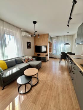 Продава 2-СТАЕН град София, Зона Б-5 285 000 € 557 411.55 лв.