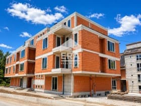 Продава 2-СТАЕН град София, Горна баня 168 900 € 330 339.69 лв.