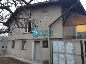 Продава КЪЩА град София, Христо Ботев 149 900 € 293 178.92 лв.