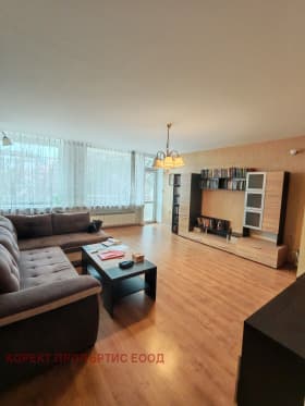Продава 3-СТАЕН град София, Банишора 255 000 € 498 736.65 лв.