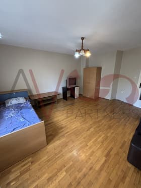 Продава 3-СТАЕН град София, Триъгълника 212 000 € 414 635.96 лв.
