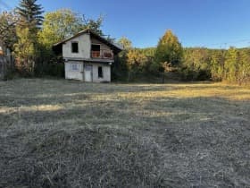 Продава КЪЩА град София, с. Желява 69 500 € 135 930.19 лв.