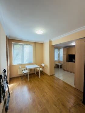 Продава 2-СТАЕН град София, Център 239 999 € 469 397.24 лв.