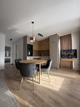 Продава 2-СТАЕН град София, Витоша 250 000 € 488 957.50 лв.