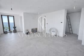 Продава КЪЩА град София, гр. Банкя 265 000 € 518 294.95 лв.