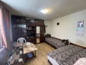 Продава 2-СТАЕН град София, Света Троица 99 999 € 195 581.04 лв.
