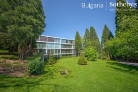 Продава 4-СТАЕН град София, Бояна 945 000 € 1 848 259.35 лв.