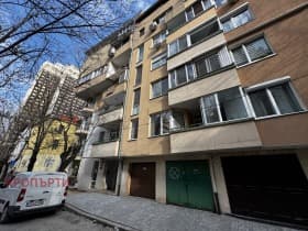 Продава 1-СТАЕН град София, Център 180 180 € 352 401.45 лв. Цената е без ДДС