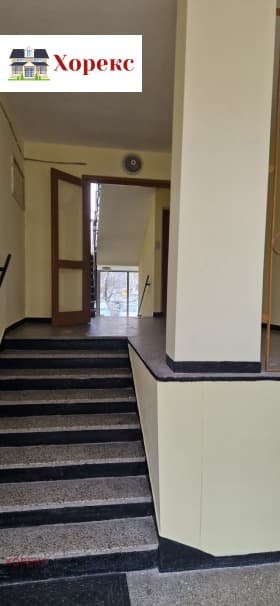Продава 2-СТАЕН град София, Надежда 2 195 000 € 381 386.85 лв.