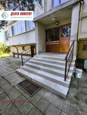 Продава 4-СТАЕН град София, гр. Банкя 270 000 € 528 074.10 лв.