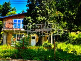 Продава КЪЩА град София, с. Владая 250 000 € 488 957.50 лв.