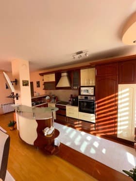Продава 3-СТАЕН град София, Манастирски ливади 509 850 € 997 179.93 лв.