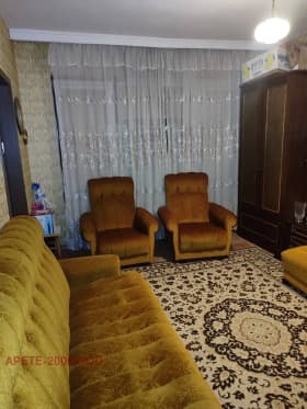 Продава 3-СТАЕН град София, Надежда 4 192 000 € 375 519.36 лв.