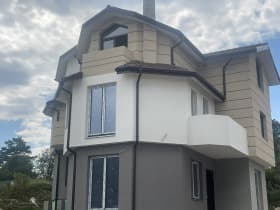 Продава КЪЩА град София, гр. Банкя 350 000 € 684 540.50 лв. Цената е без ДДС