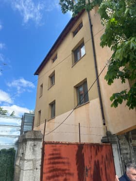 Продава КЪЩА град София, Орландовци 329 000 € 643 468.07 лв.