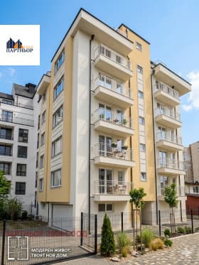 Продава 3-СТАЕН град София, Надежда 4 283 395 € 554 272.44 лв.