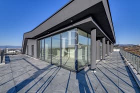 Продава МНОГОСТАЕН град София, Симеоново 1 152 000 € 2 253 116.16 лв.