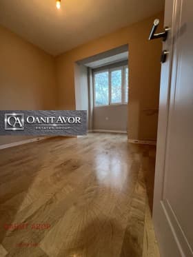 Продава 1-СТАЕН град София, Света Троица 130 840 € 255 900.80 лв.
