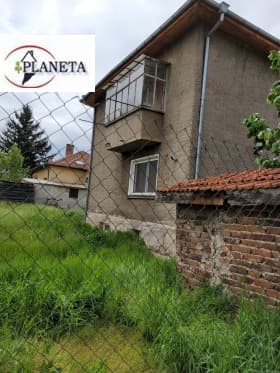 Продава ЕТАЖ ОТ КЪЩА град София, Модерно предградие 200 000 € 391 166.00 лв.