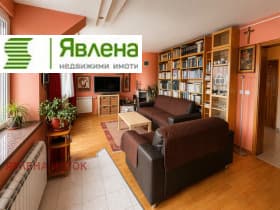 Продава 4-СТАЕН град София, Оборище 433 000 € 846 874.39 лв.