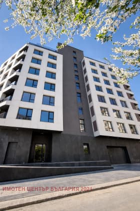 Продава 3-СТАЕН град София, Младост 4 291 000 € 569 146.53 лв.