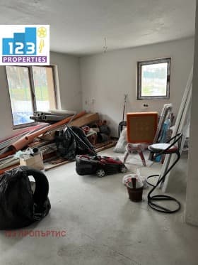 Продава 2-СТАЕН град София, гр. Банкя 135 000 € 264 037.05 лв.
