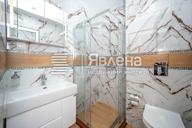 319 500 € 624 887.69 лв.,, Продава 2-СТАЕН, град София, Център