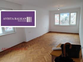 Продава 4-СТАЕН град София, Красно село 274 000 € 535 897.42 лв.