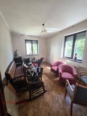 Продава 2-СТАЕН град София, Гео Милев 198 000 € 387 254.34 лв.