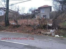 Продава КЪЩА град София, гр. Банкя 210 000 € 410 724.30 лв.