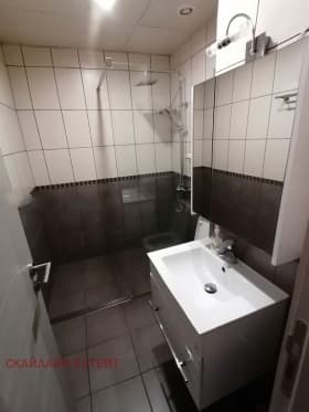 Продава 2-СТАЕН град София, Борово 160 000 € 312 932.80 лв.