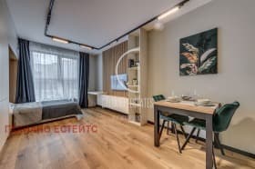Продава 1-СТАЕН град София, Център 165 600 € 323 885.45 лв.