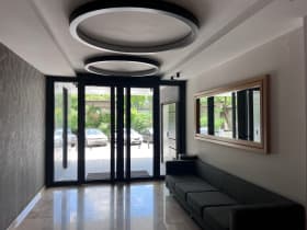 Продава 3-СТАЕН град София, Изгрев 389 500 € 761 795.79 лв.