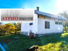 Продава КЪЩА град София, с. Мало Бучино 229 000 € 447 885.07 лв.