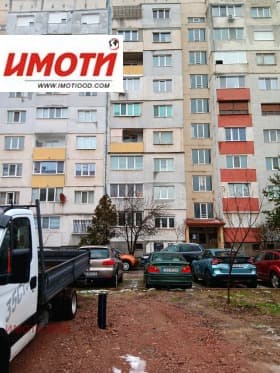 Продава 2-СТАЕН град София, Левски Г 155 000 € 303 153.65 лв.