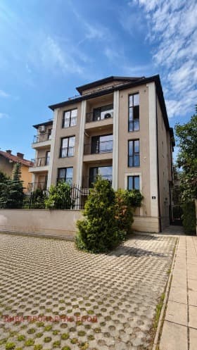 Продава 4-СТАЕН град София, Драгалевци 350 000 € 684 540.50 лв.