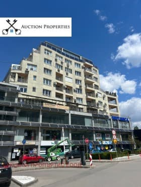 Продава 3-СТАЕН град София, Гоце Делчев 280 913 € 549 418.07 лв.