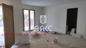 Продава 3-СТАЕН град София, Редута 165 000 € 322 711.95 лв.